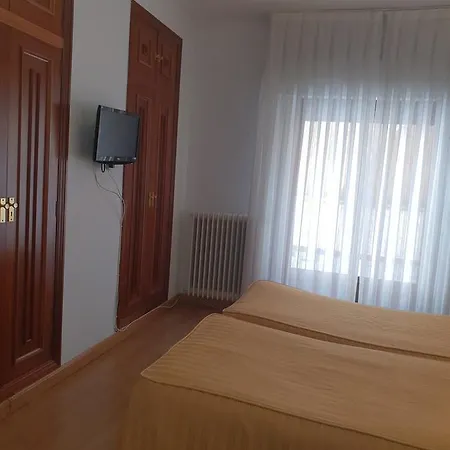 Готель Amefa